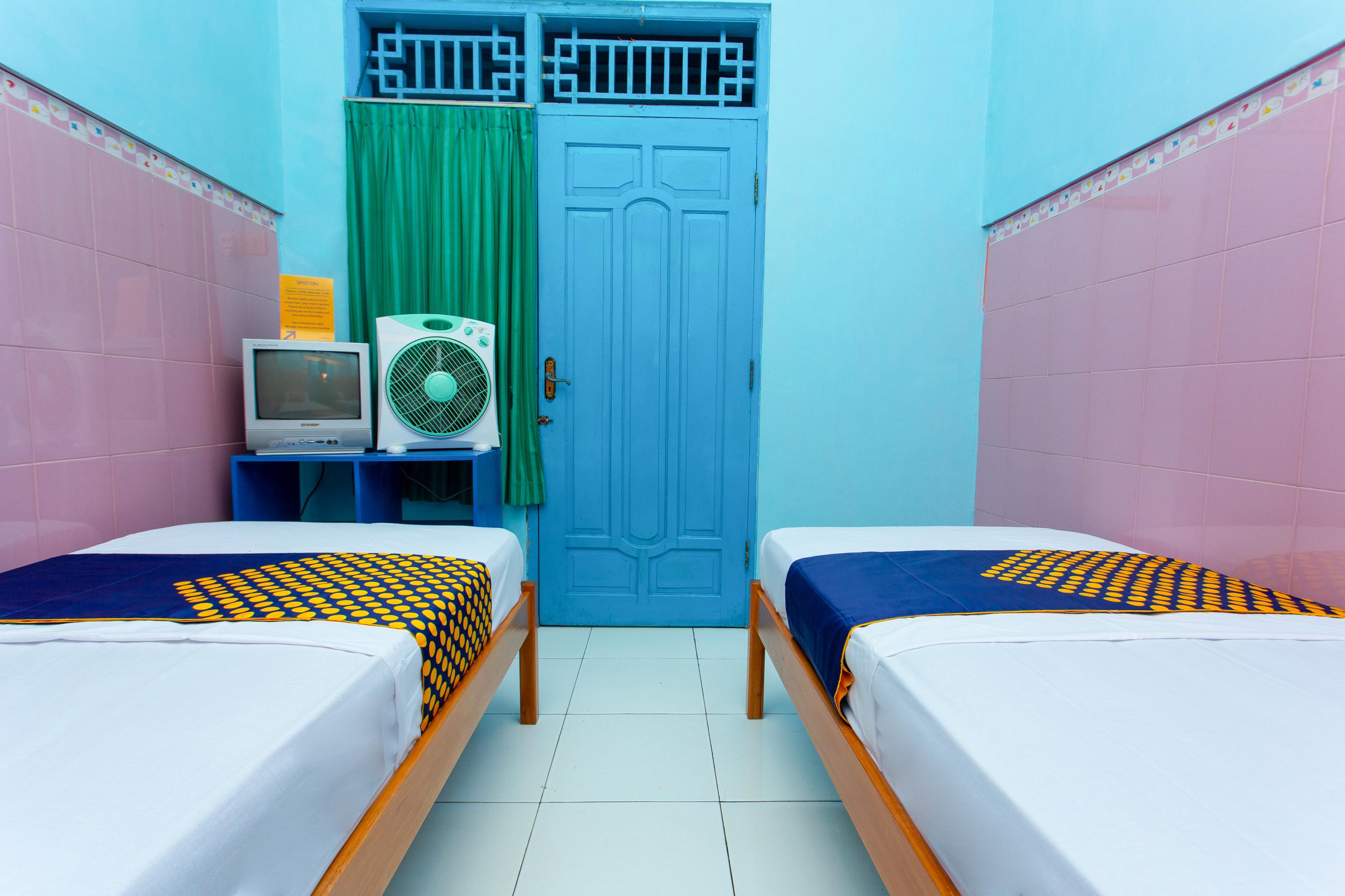 Spot On 2871 Hotel Budi Purwokerto Exterior photo