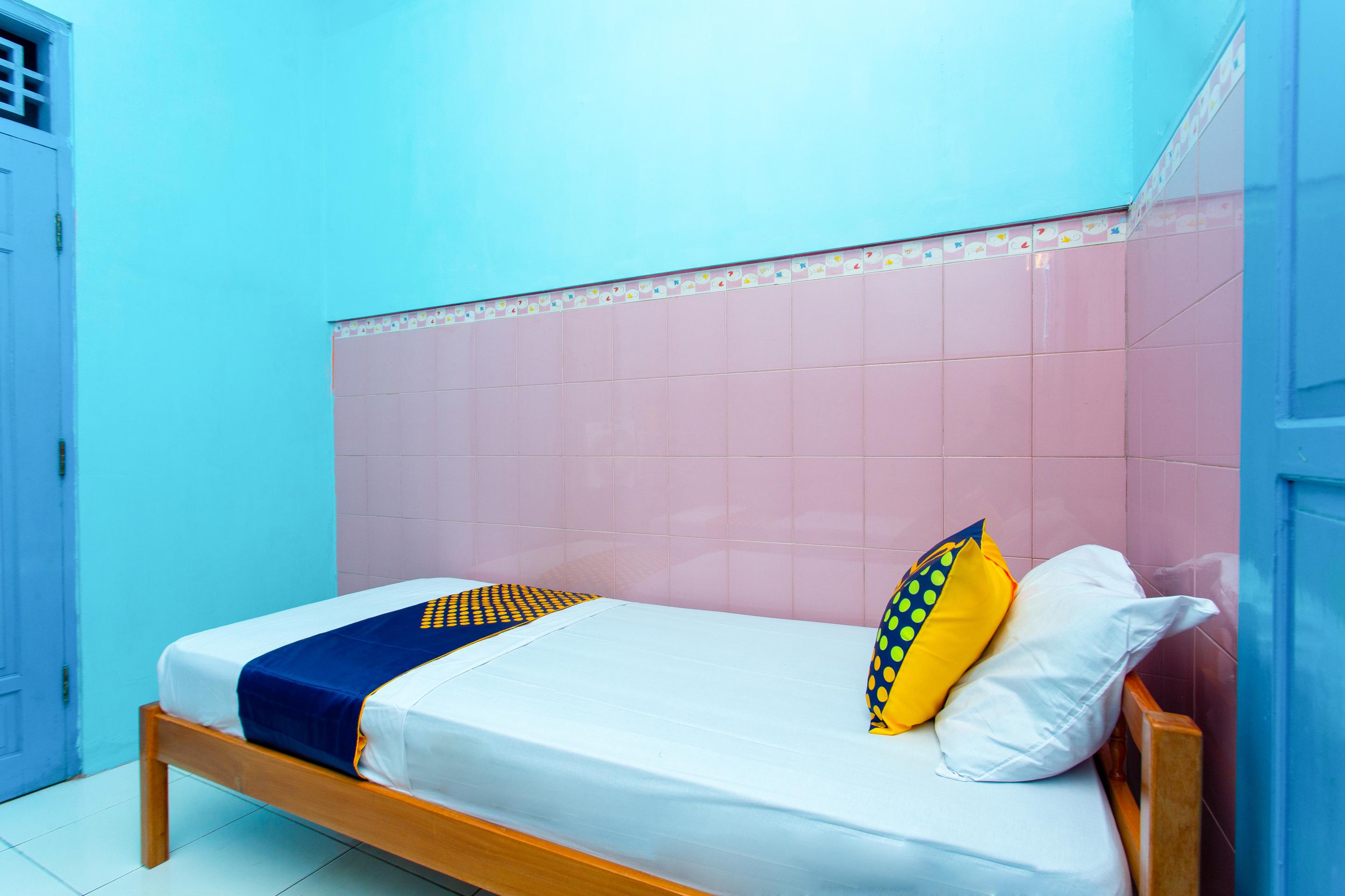 Spot On 2871 Hotel Budi Purwokerto Exterior photo