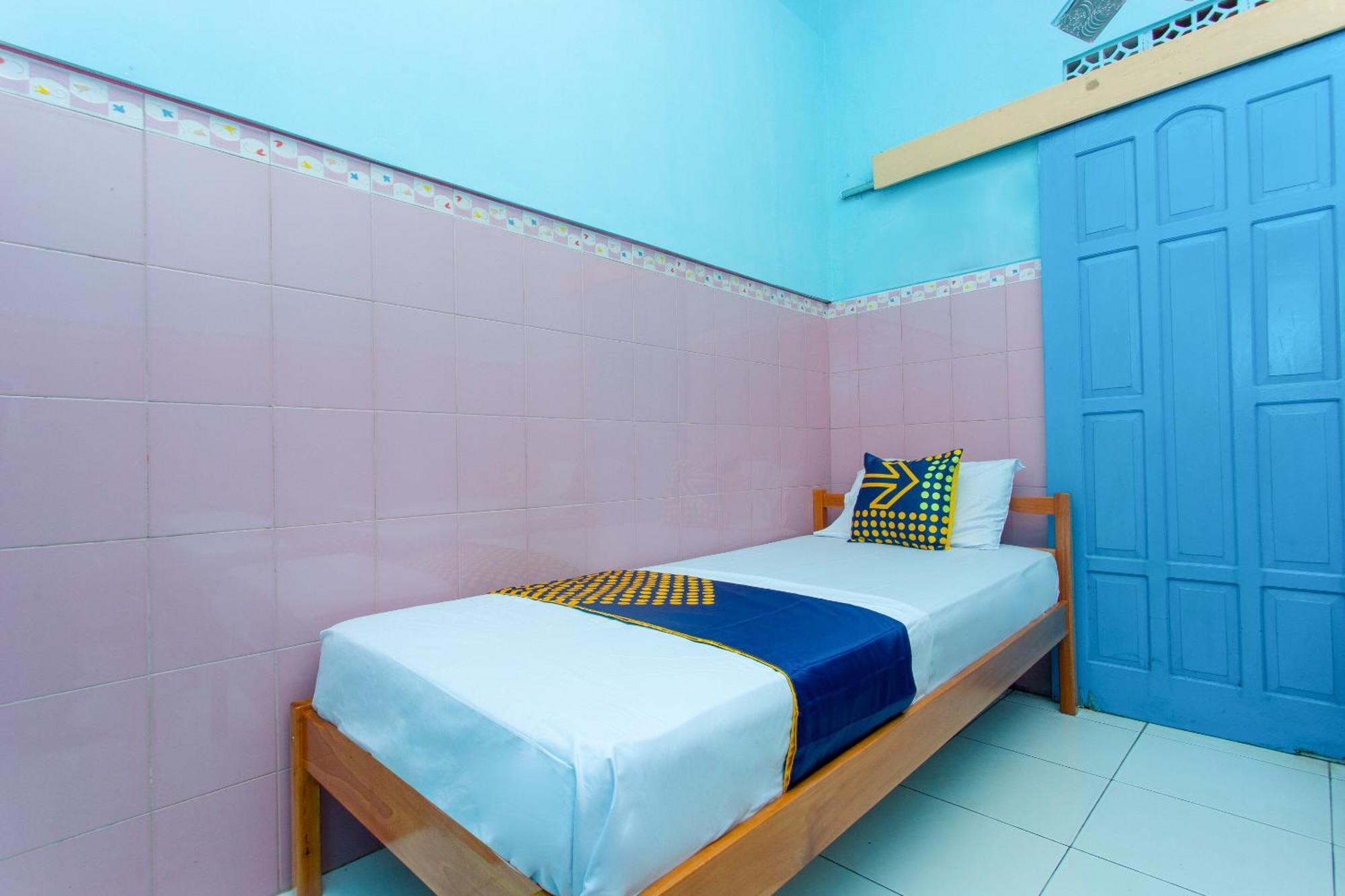 Spot On 2871 Hotel Budi Purwokerto Exterior photo