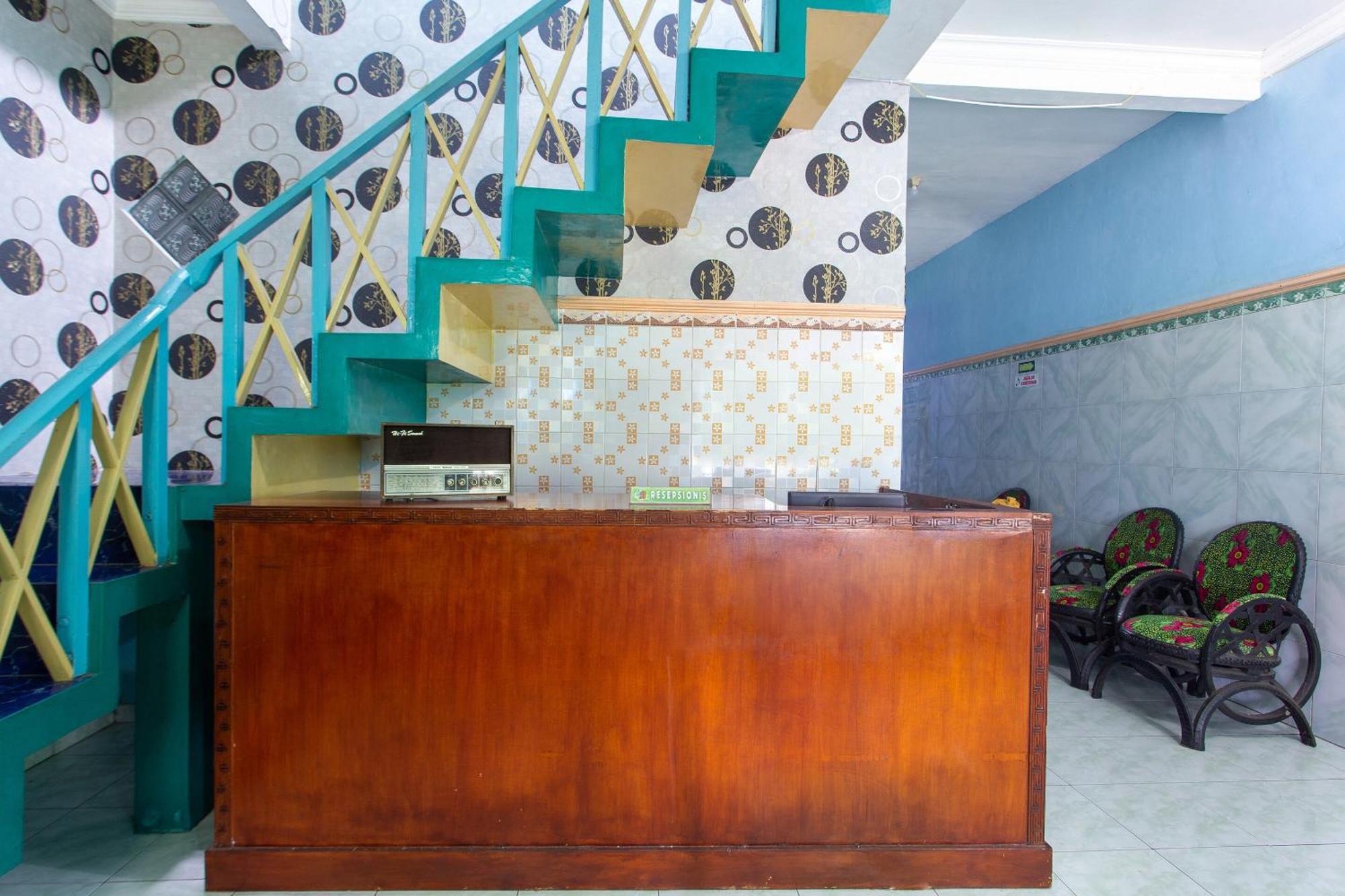 Spot On 2871 Hotel Budi Purwokerto Exterior photo